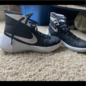 nike hyper dunk women’s 8.5